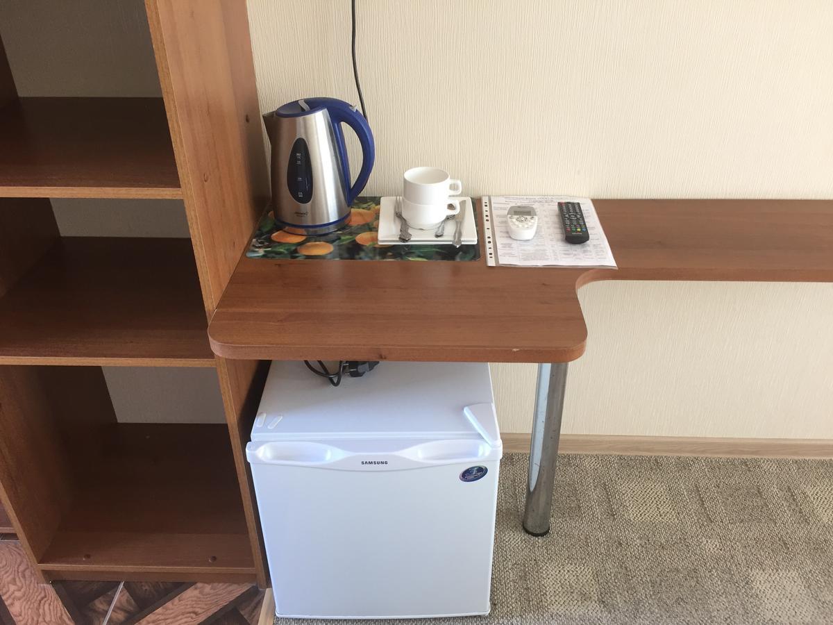 Iceberg Hotel Pizunda Ngoại thất bức ảnh